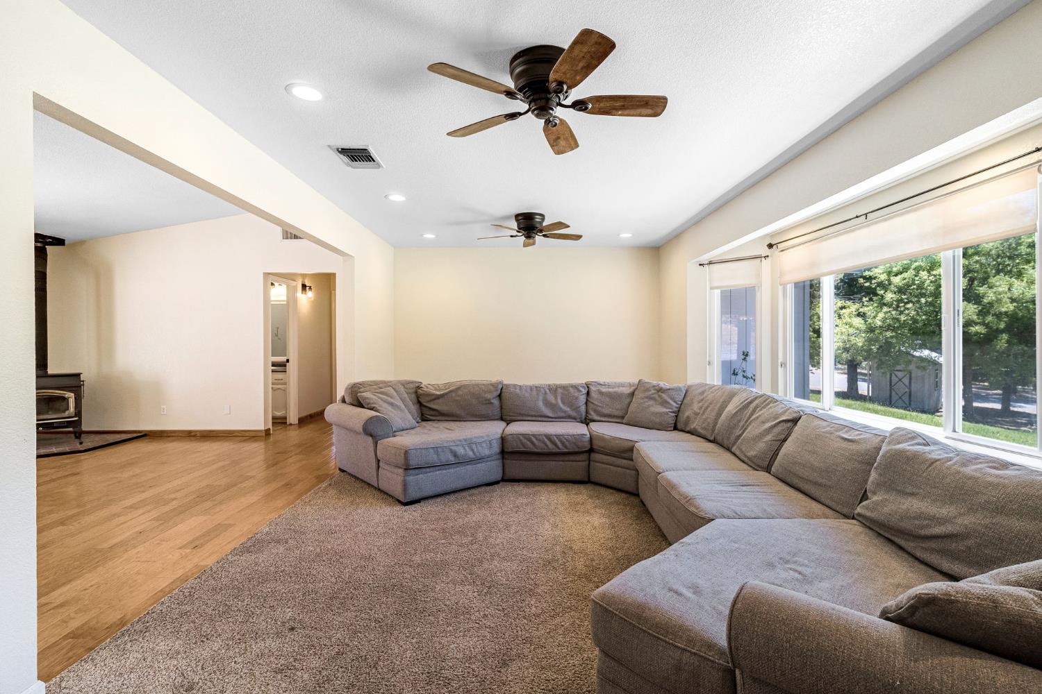 41820 Dillon Circle