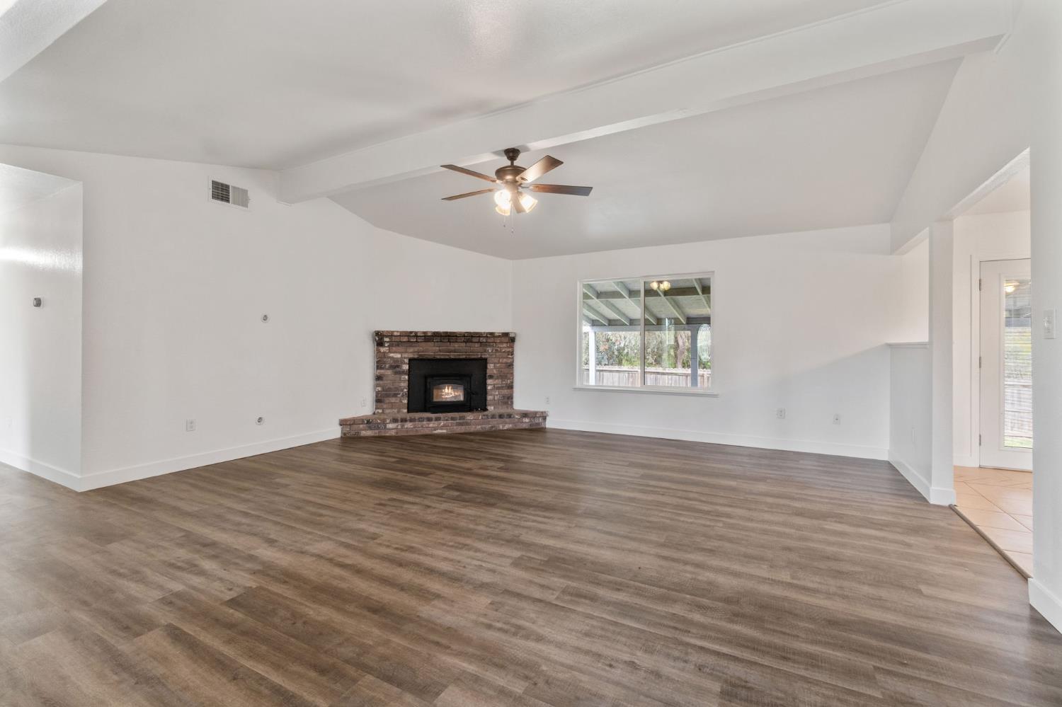 17646 Lane Drive