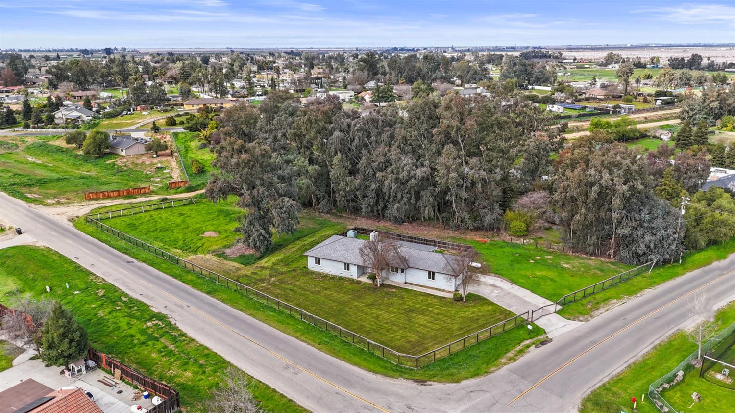 17646 Lane Drive