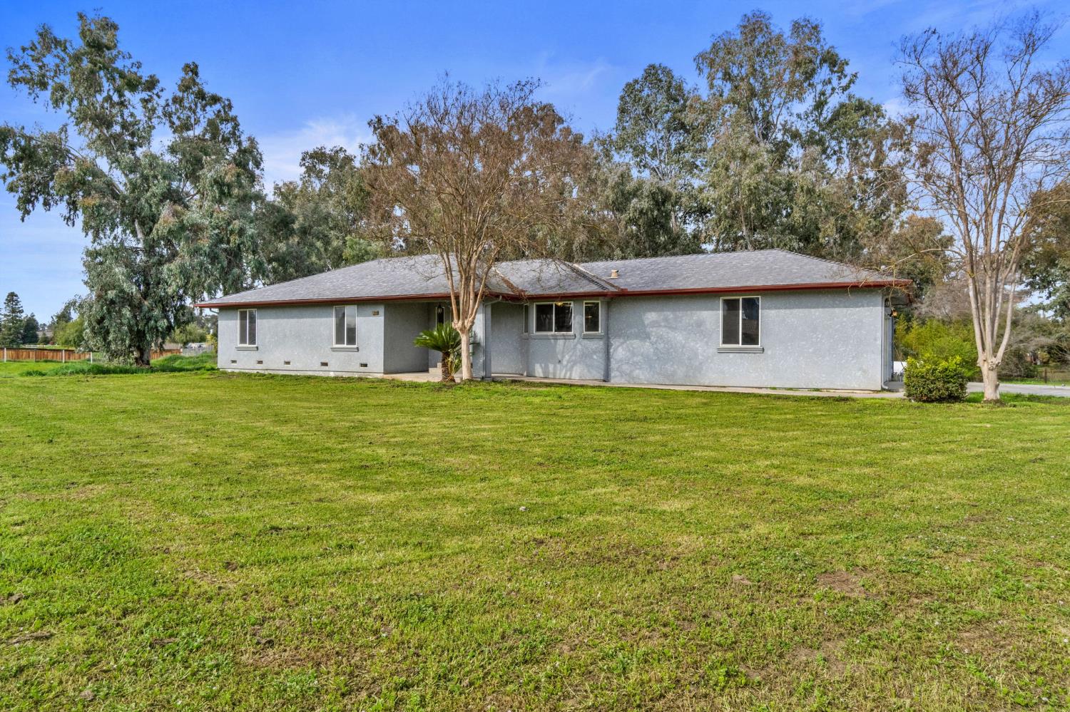 17646 Lane Drive