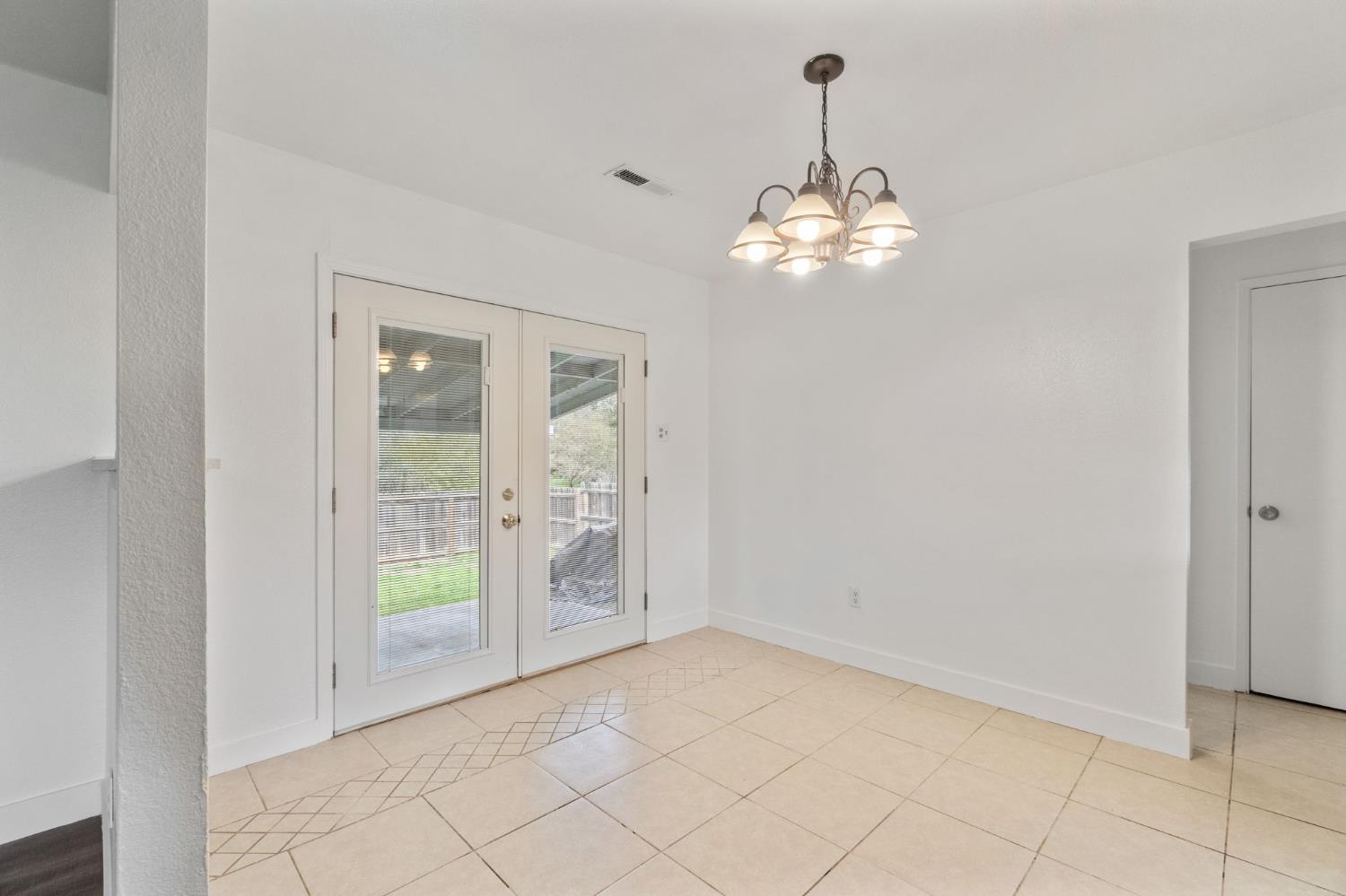 17646 Lane Drive