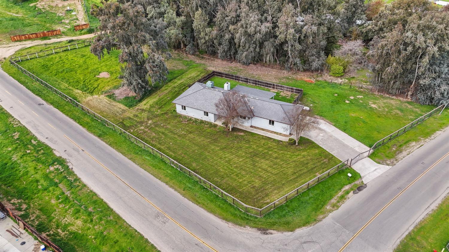 17646 Lane Drive