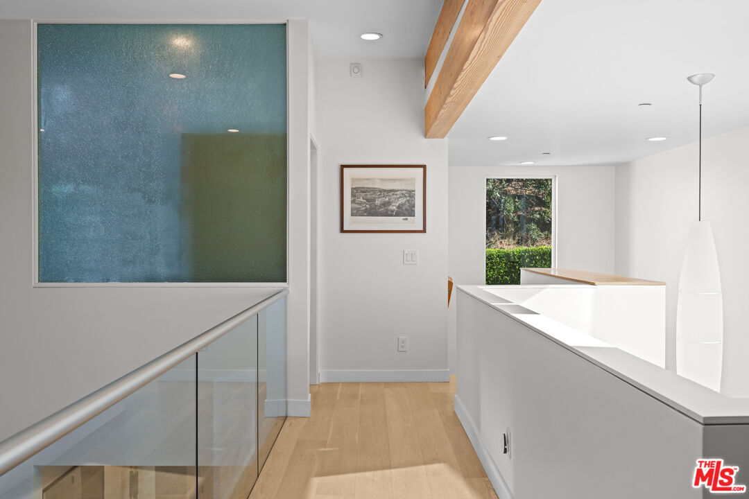 3631 Sunswept Dr