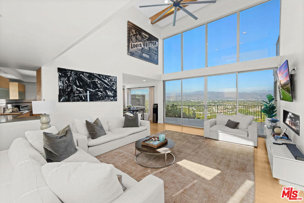 3631 Sunswept Drive