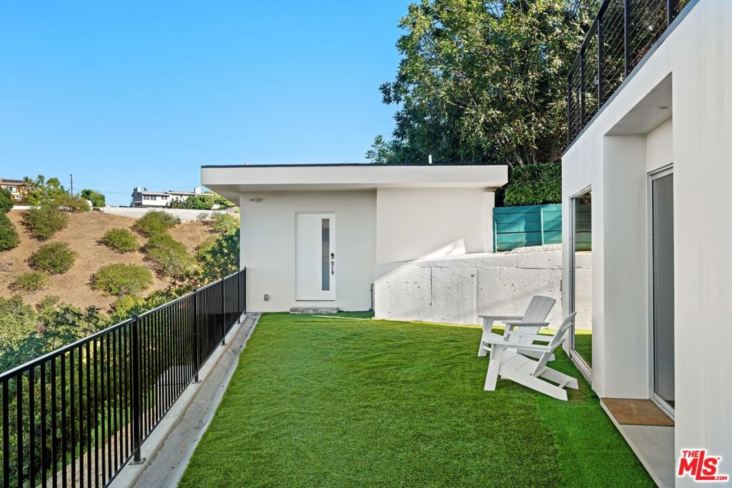 3631 Sunswept Drive