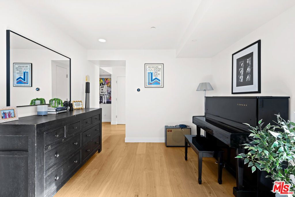 3631 Sunswept Drive