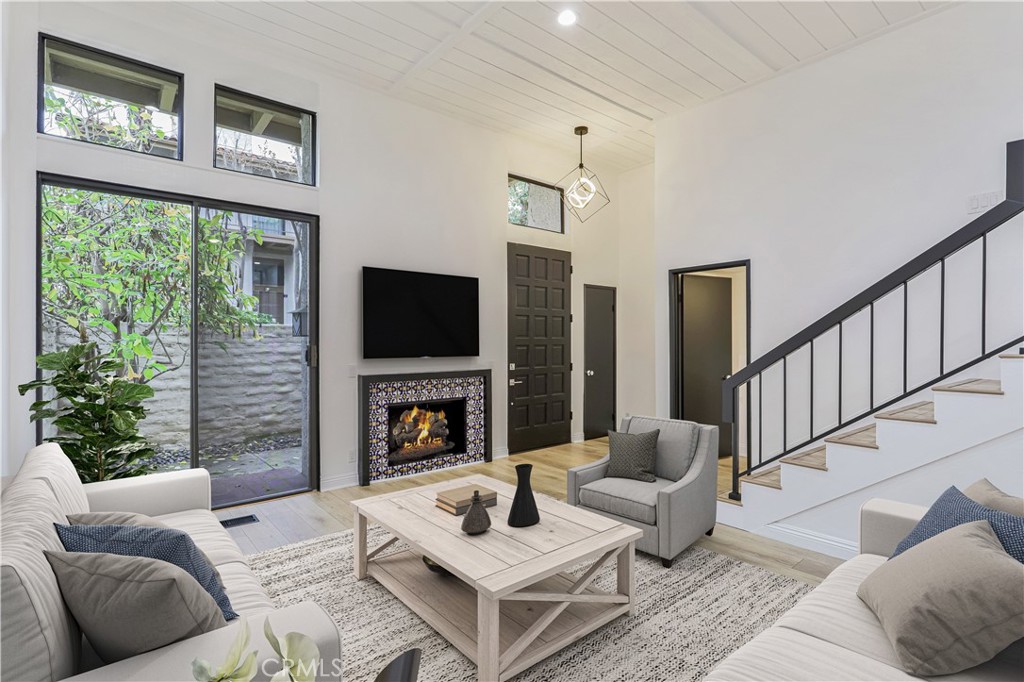 23467 Park Sorrento