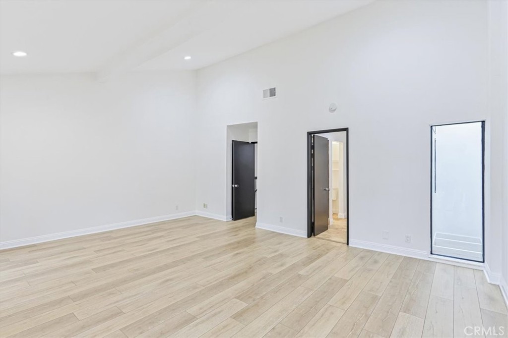 23467 Park Sorrento