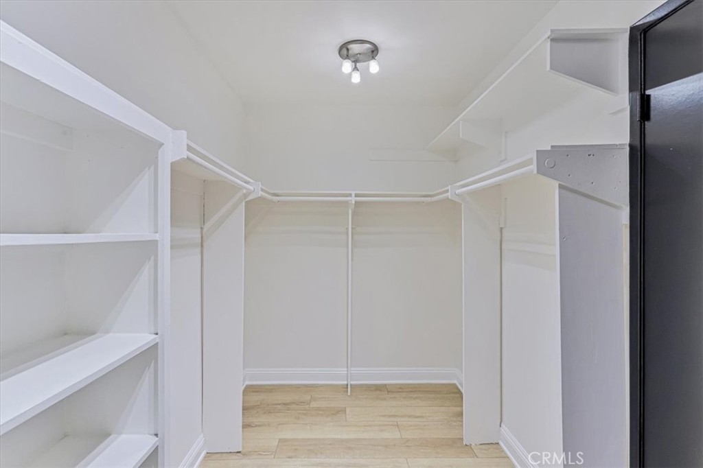 23467 Park Sorrento