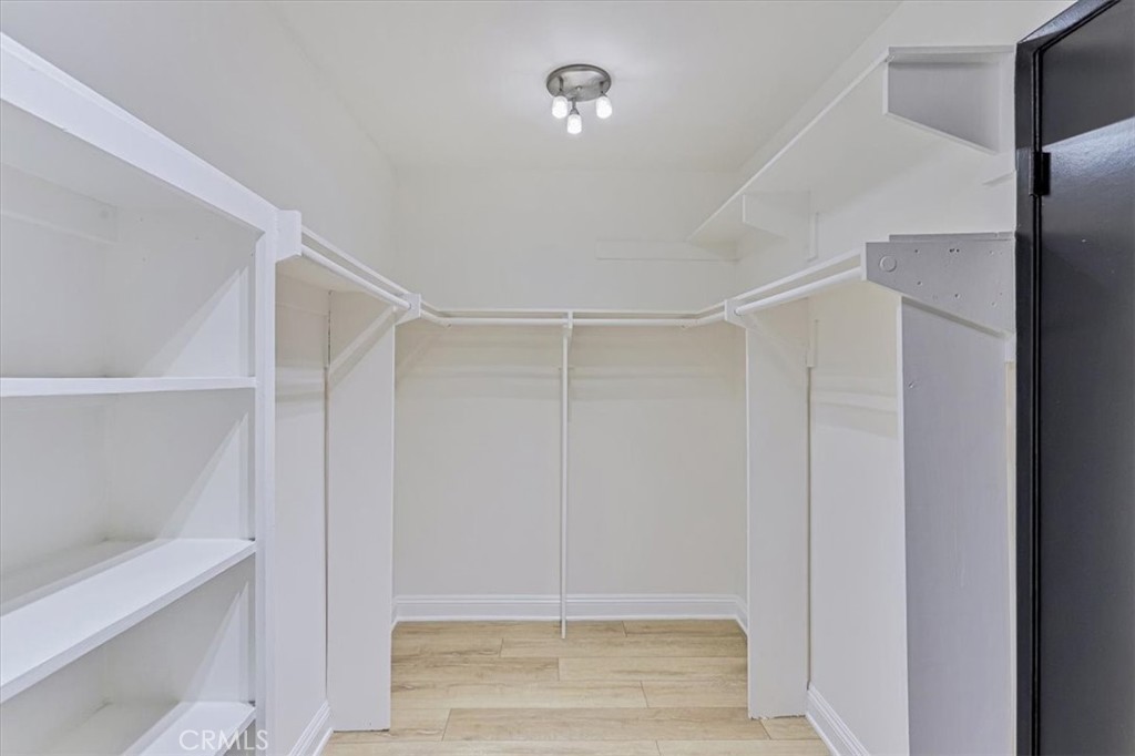 23467 Park Sorrento