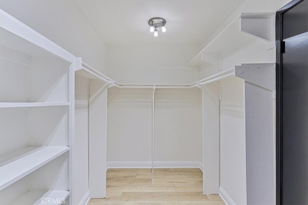 23467 Park Sorrento