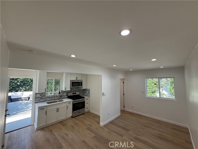 15159 La Maida ST Unit: B