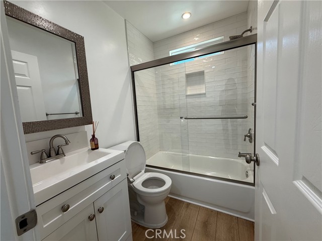 15159 La Maida ST Unit: B