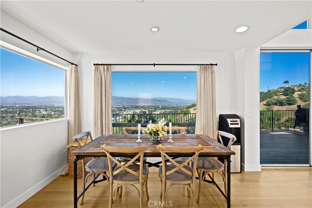 3631 Sunswept Drive