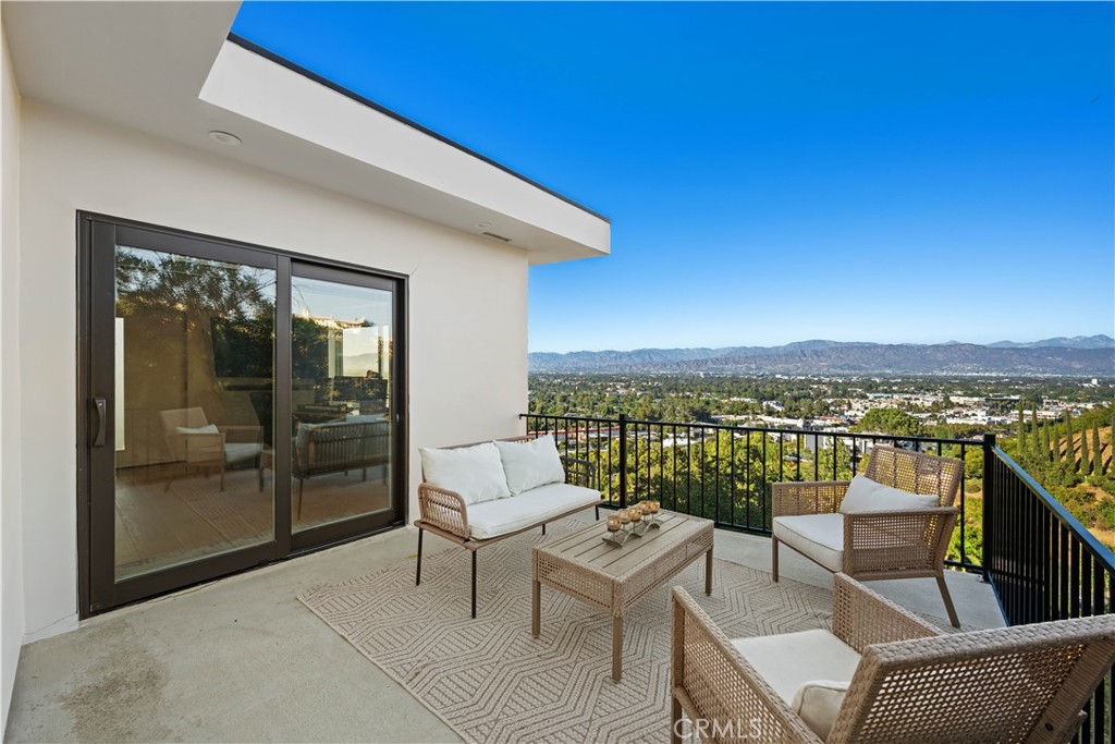 3631 Sunswept Drive