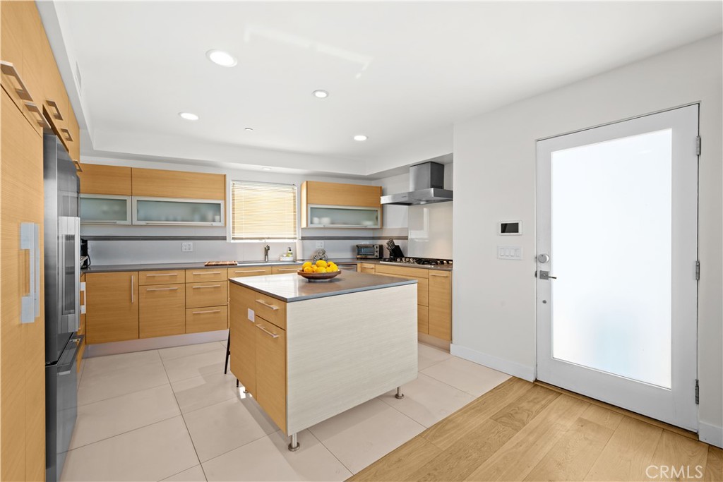 3631 Sunswept Drive