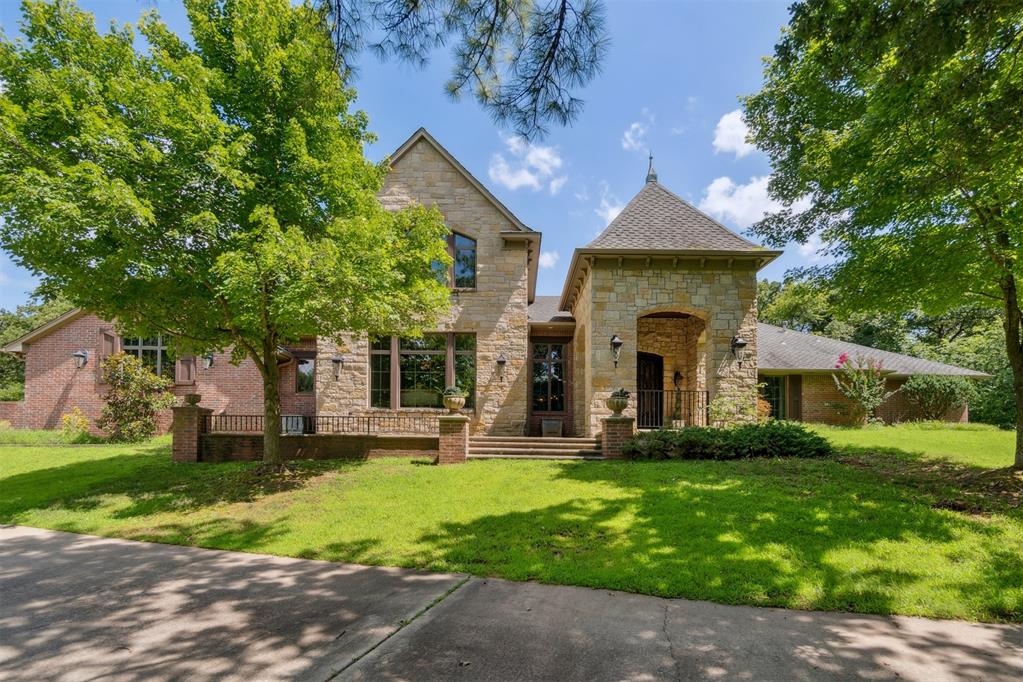 1700 Sleepy Hollow Road