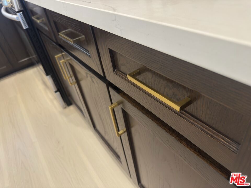 3917 Dwiggins Street