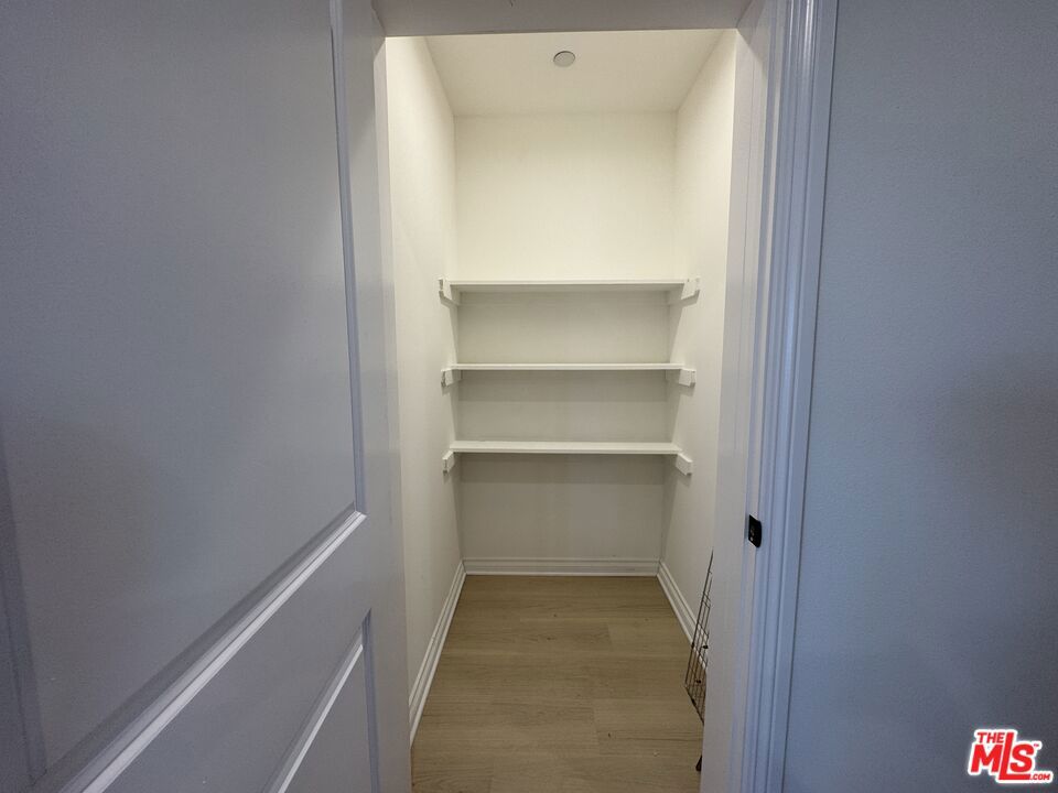 3917 Dwiggins Street