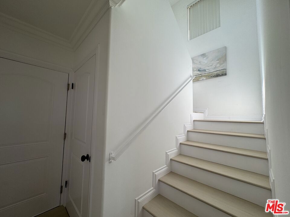 3917 Dwiggins Street