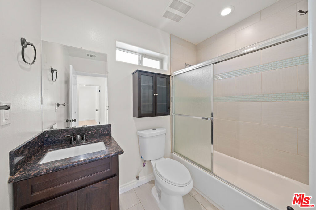 3917 Dwiggins Street