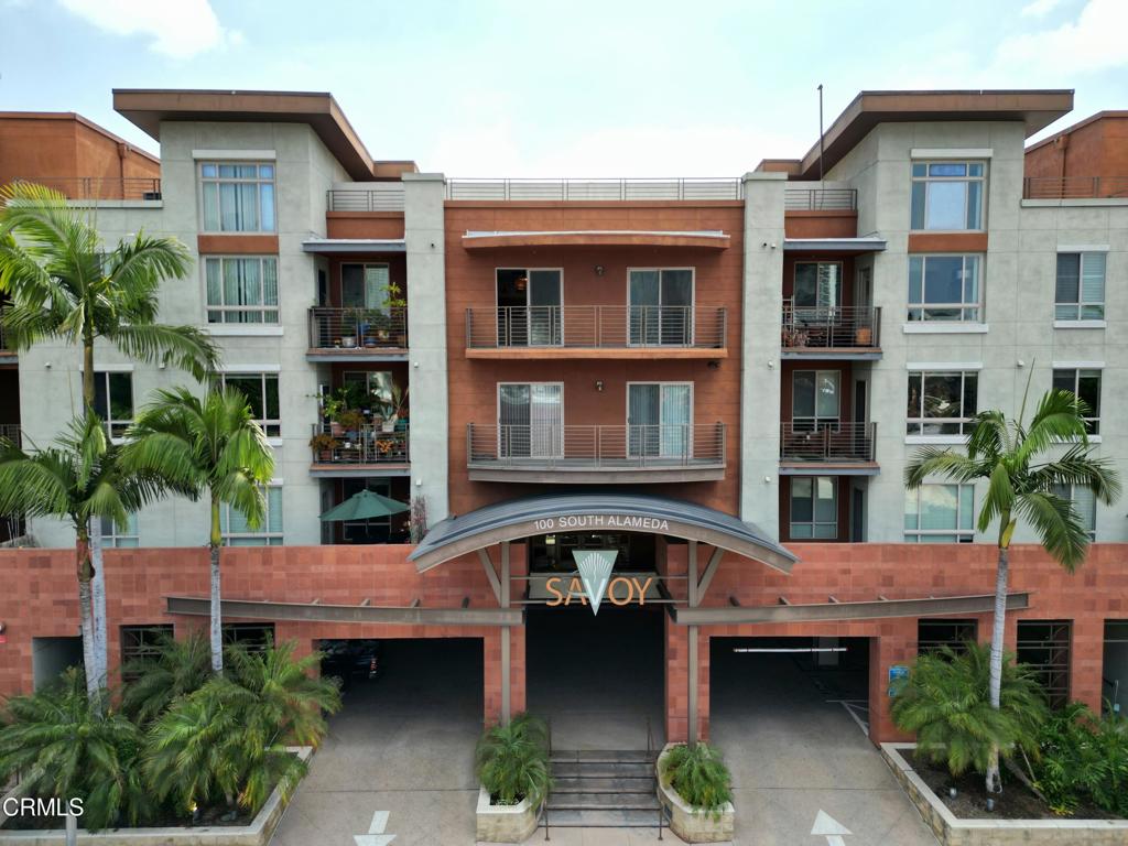 100 S Alameda Street 476