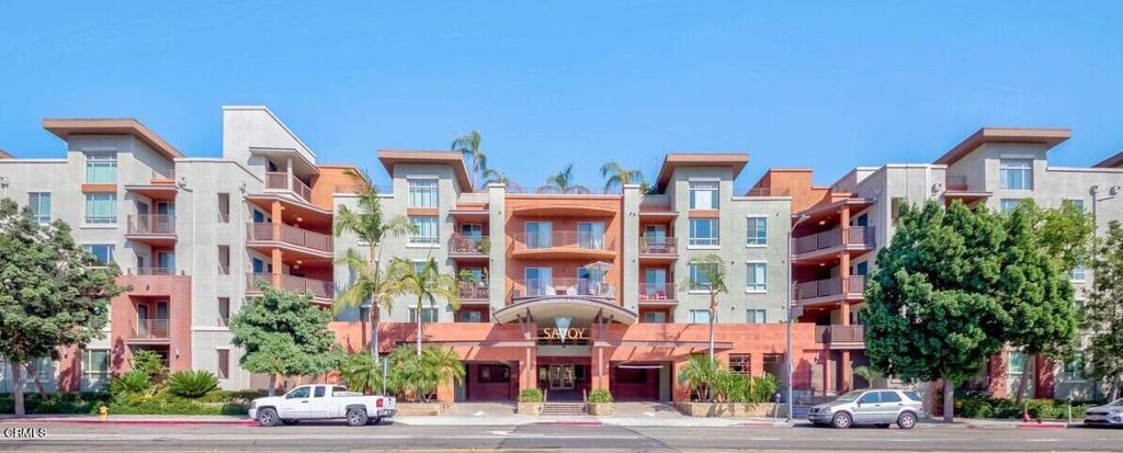 100 S Alameda Street 476