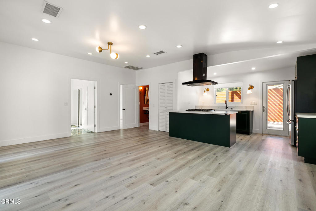 4201 Garden homes Avenue