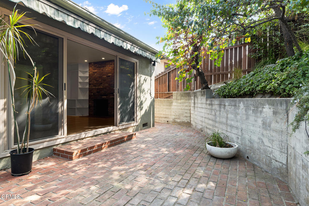 2525 Lake View Ave Avenue