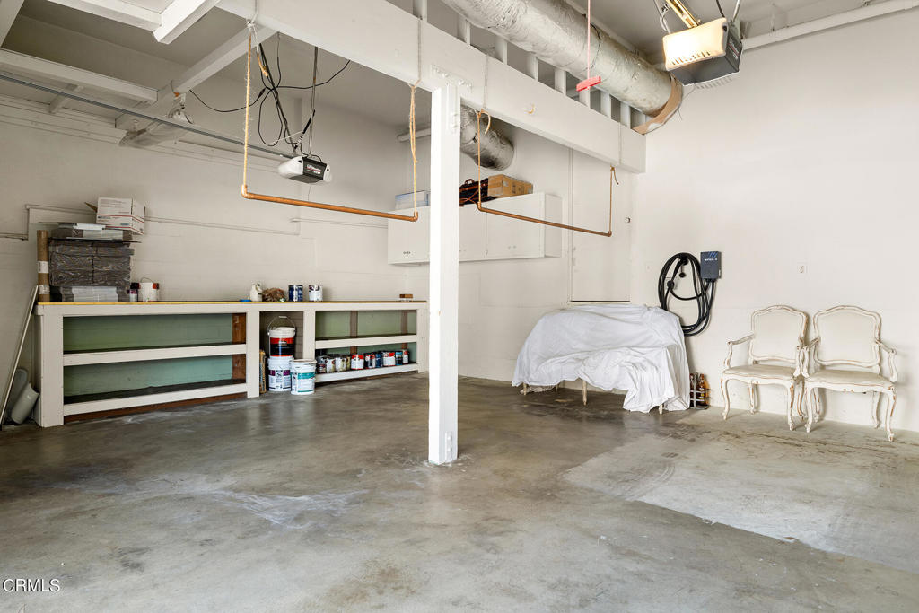 2525 Lake View Ave Avenue