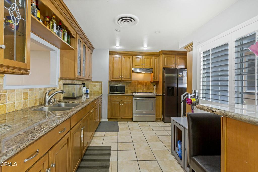 10065 Foothill Blvd Boulevard