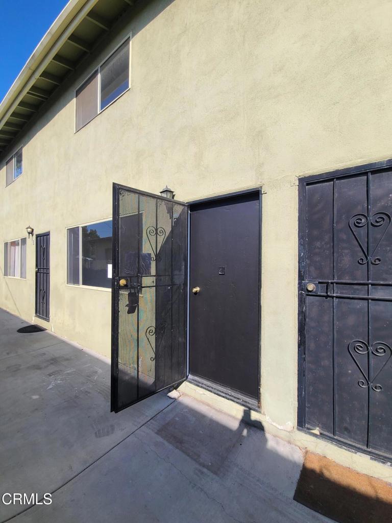 2035 Hancock Street 1