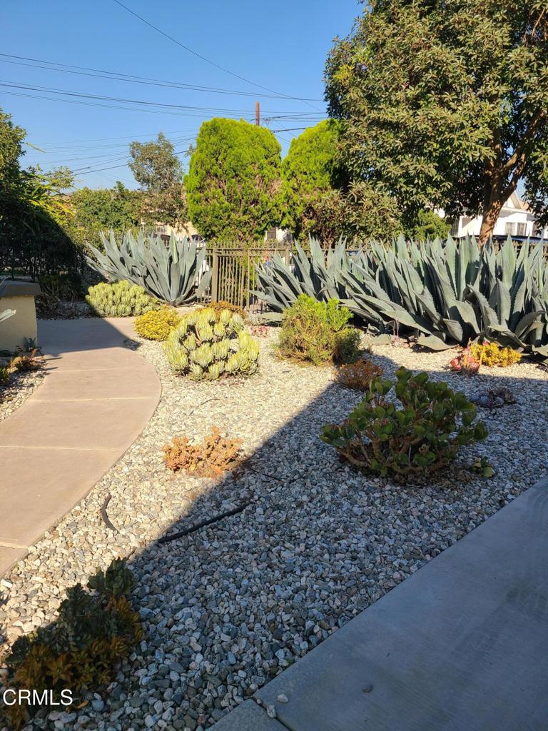 2035 Hancock Street 1