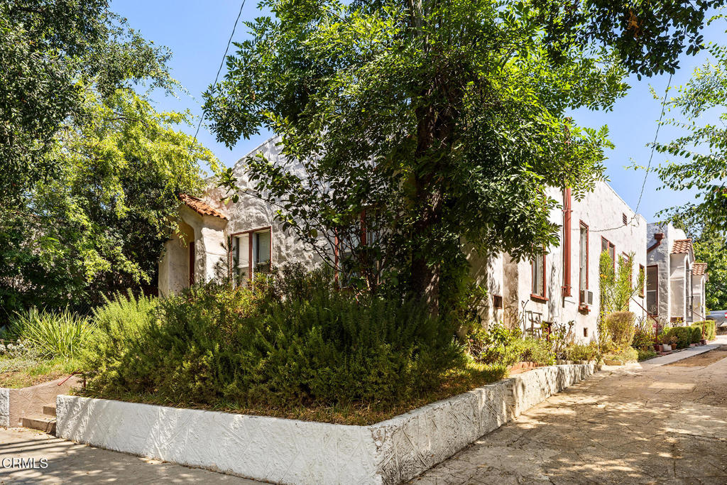 6910 N Figueroa Street