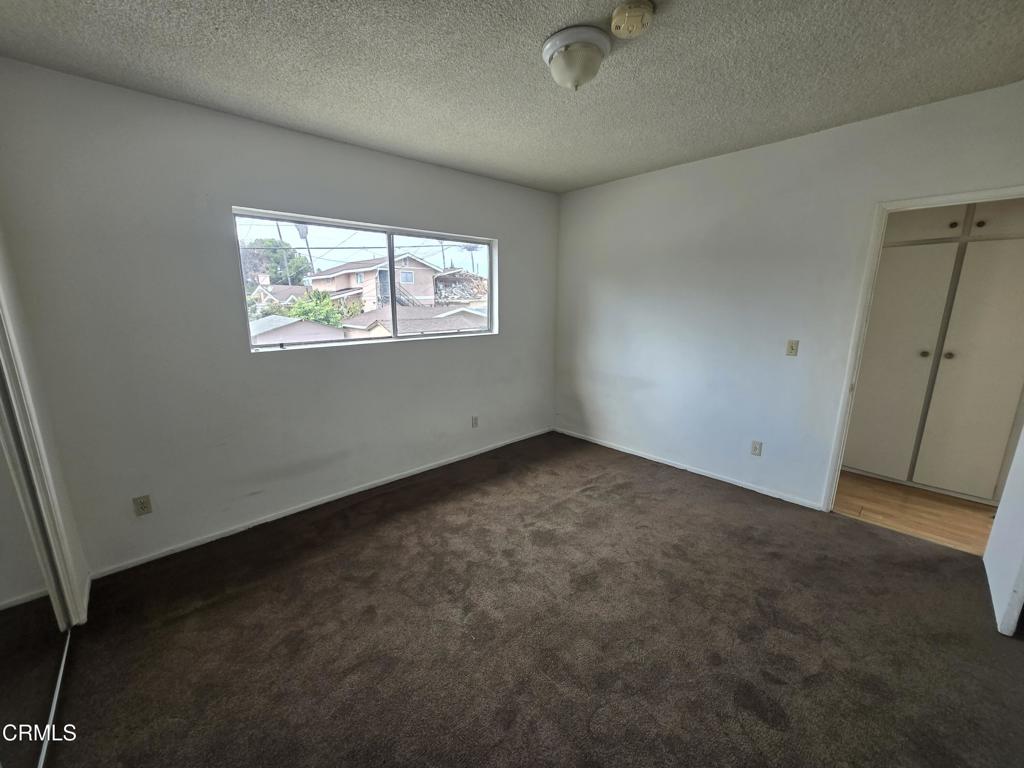 811 N Mariposa Avenue 12