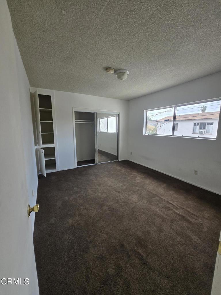 811 N Mariposa Avenue 12