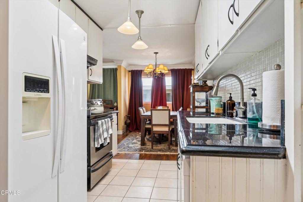 125 S Sierra Madre Boulevard 304