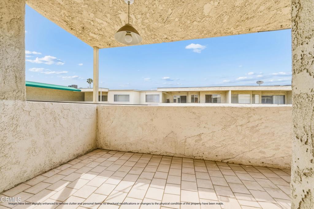 125 S Sierra Madre Boulevard 304