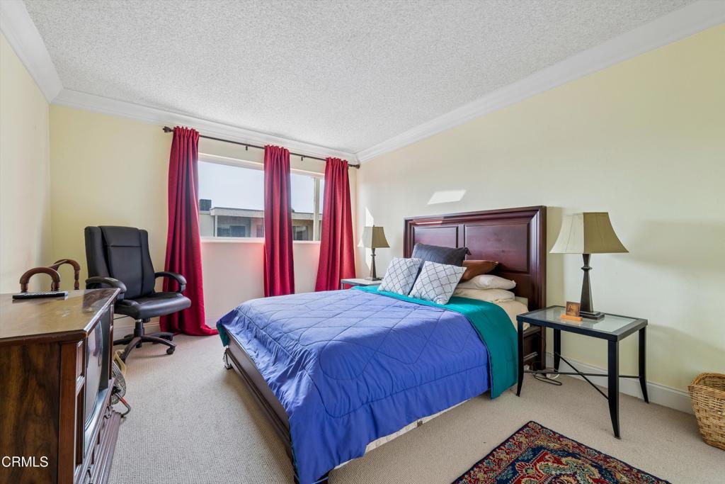 125 S Sierra Madre Boulevard 304