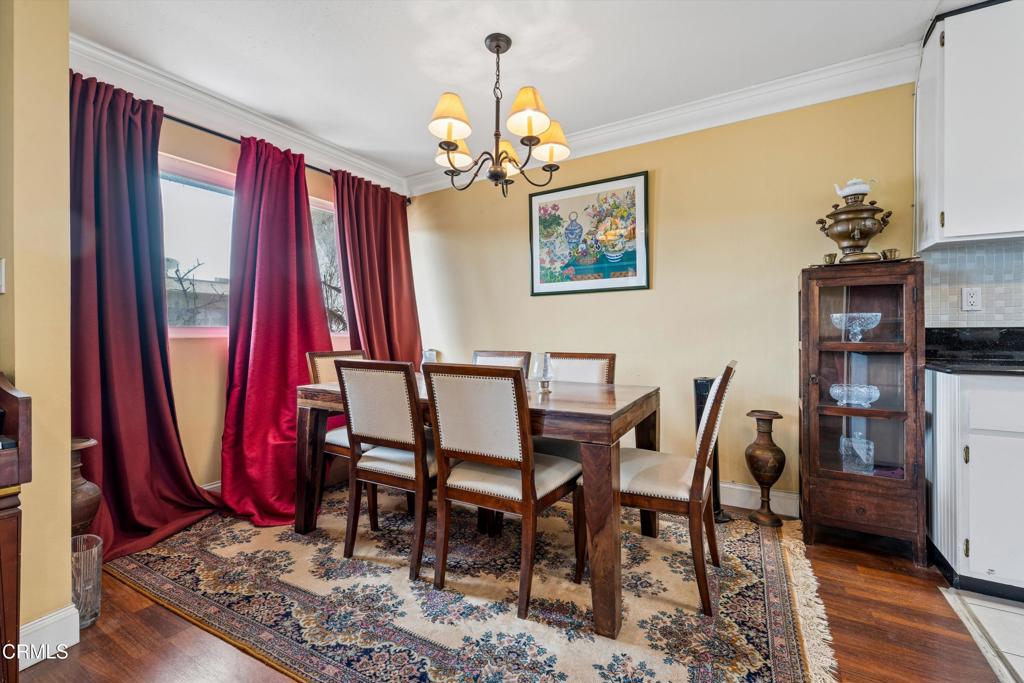 125 S Sierra Madre Boulevard 304