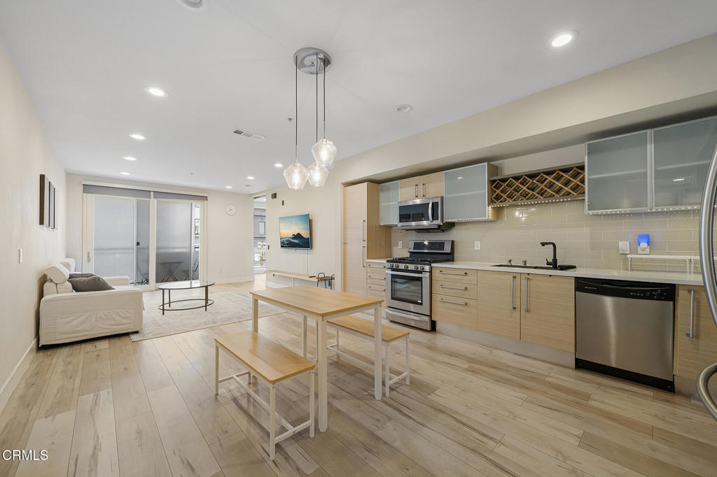 1234 Wilshire Boulevard 330