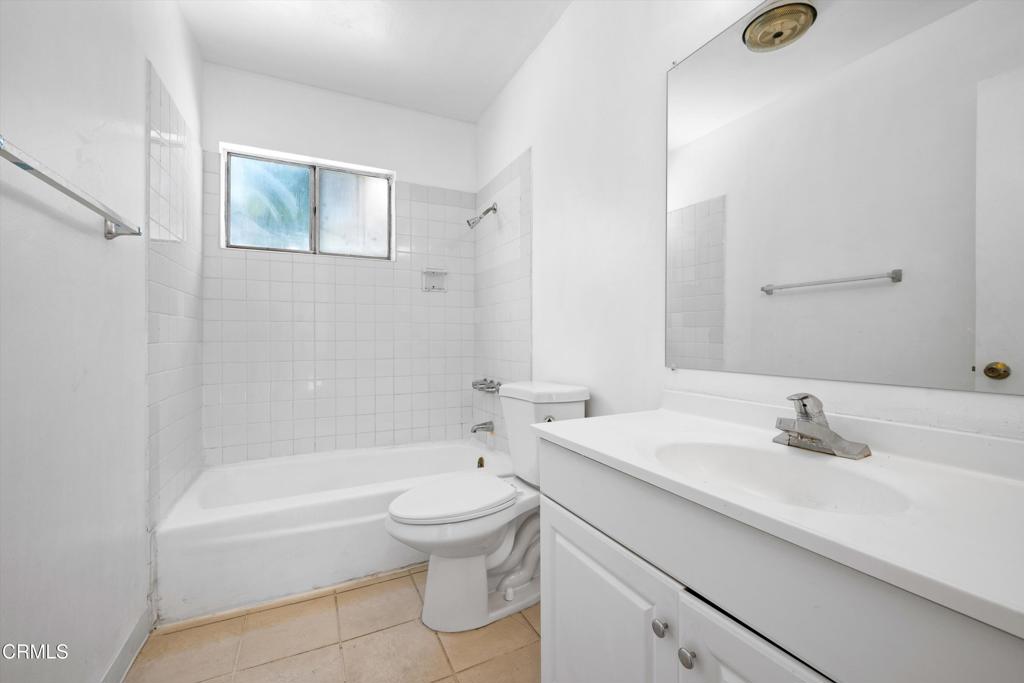 13040 Dronfield Avenue 3