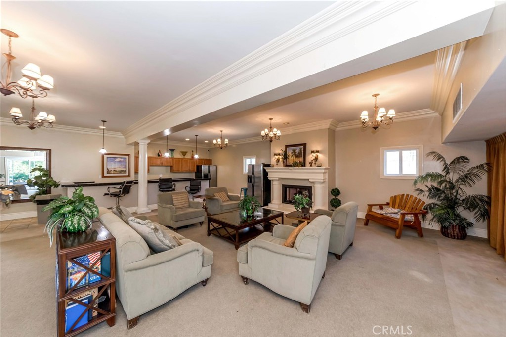 20246 Cohasset Street 6