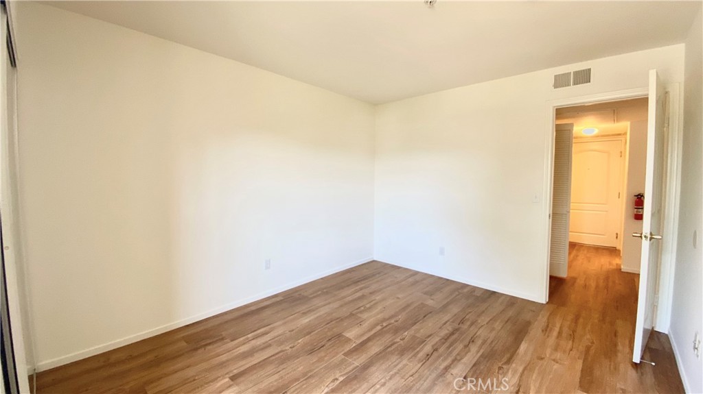 4760 Templeton Street 3219