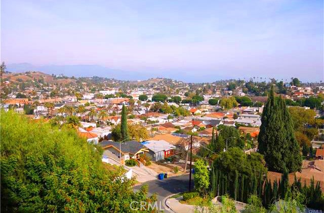 4760 Templeton Street 3219