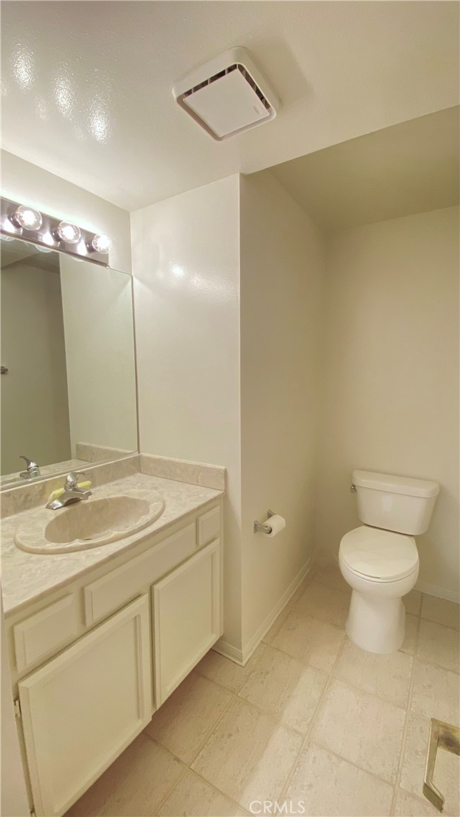 4760 Templeton Street 3219