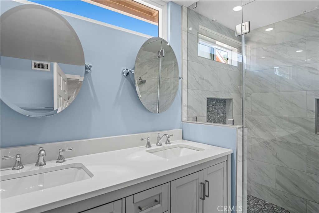 10145 Genesta Avenue