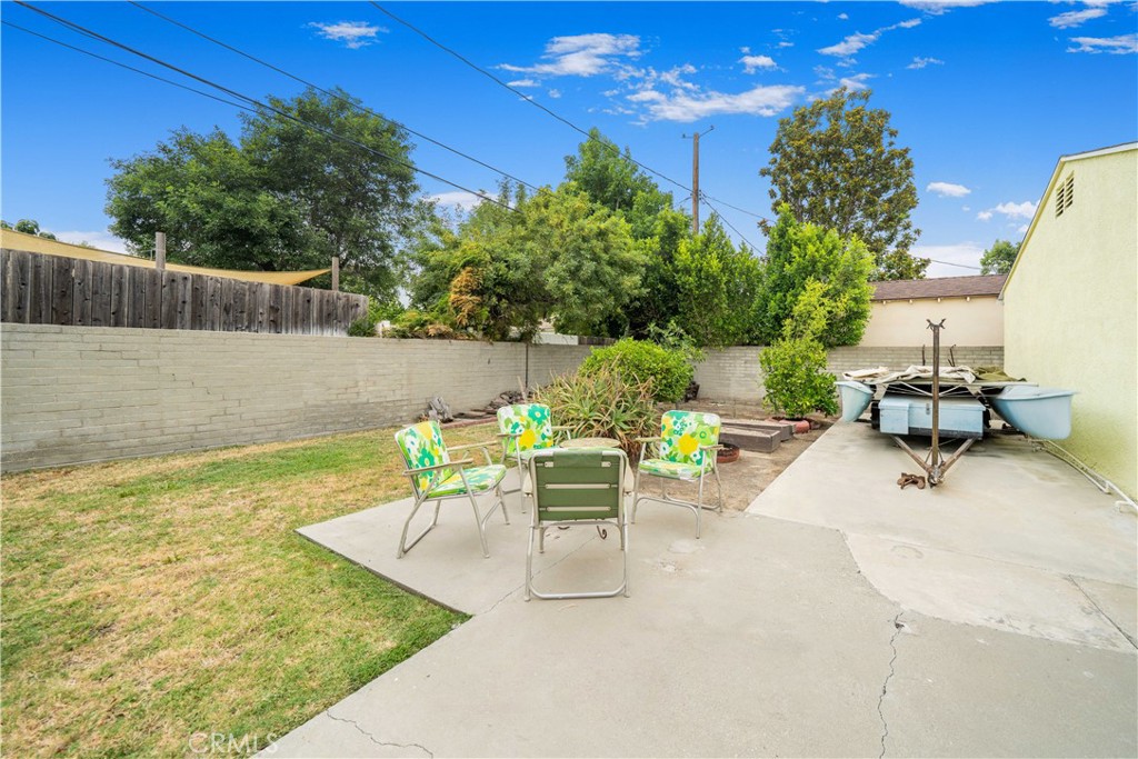 1517 N Ontario Street