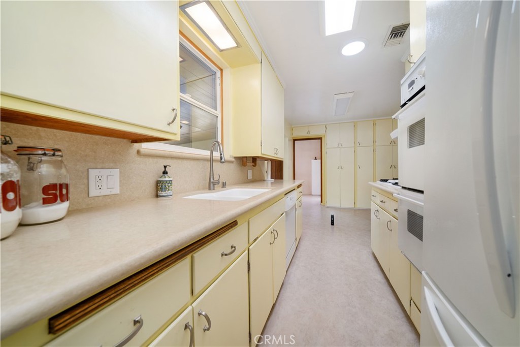 1517 N Ontario Street