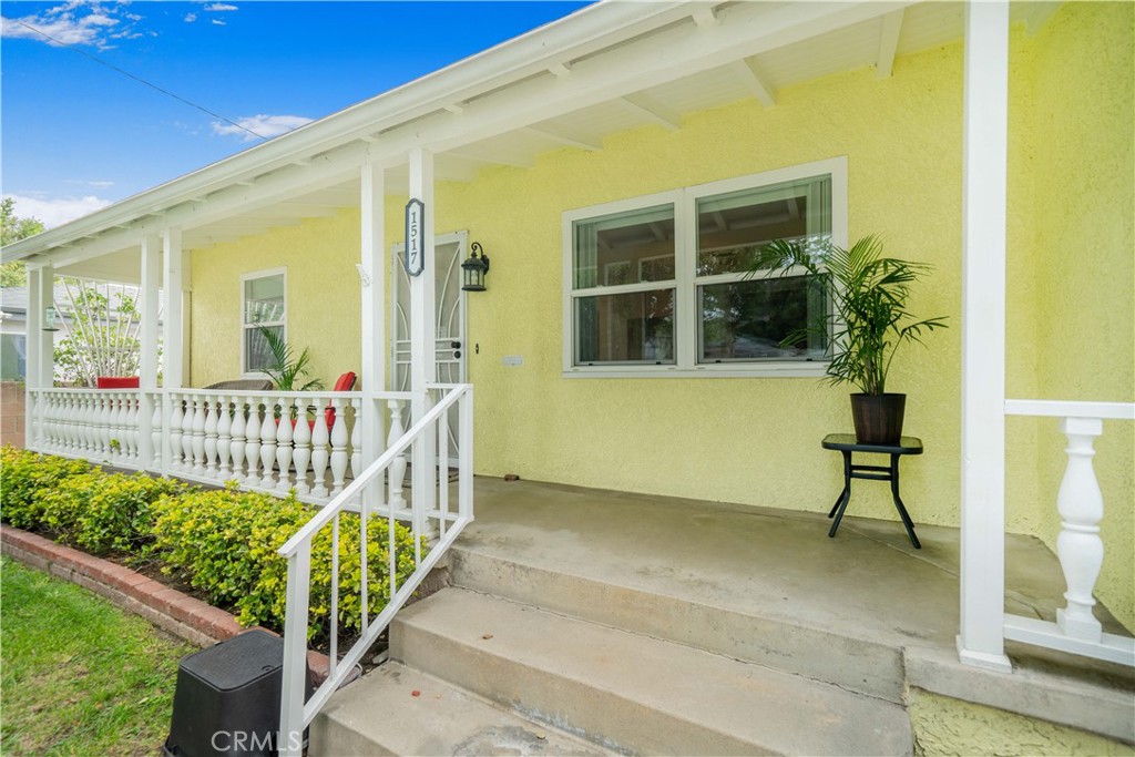 1517 N Ontario Street